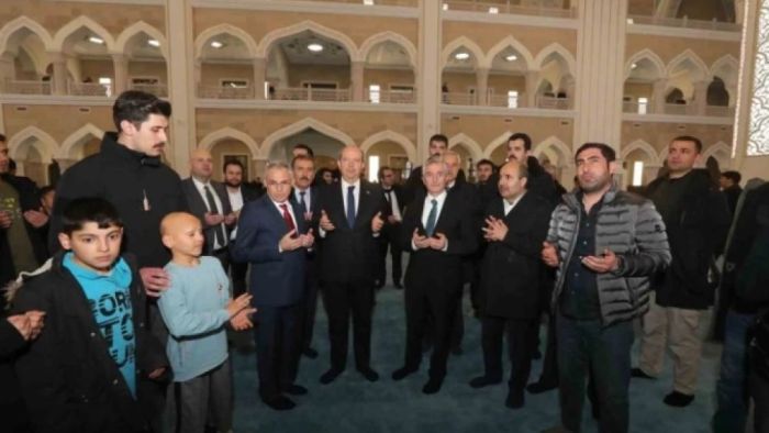 KKTC Cumhurbaşkanı Tatar, Şahinbey Millet Camii’ne hayran kaldı
